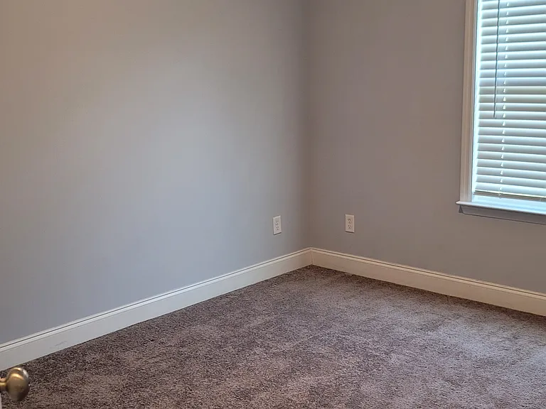 1654 Goshen Rd — Photo 11