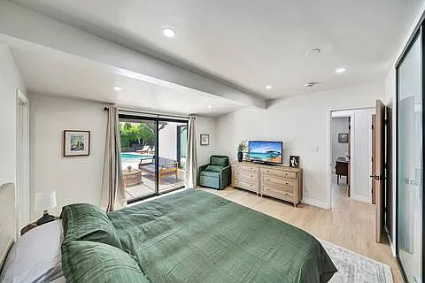 4244 Brunswick Ave — Photo 32