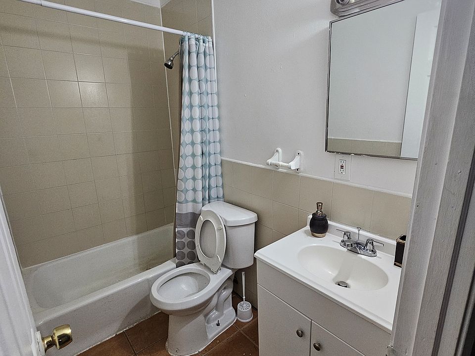 2nd image of 10 Walnut St #212