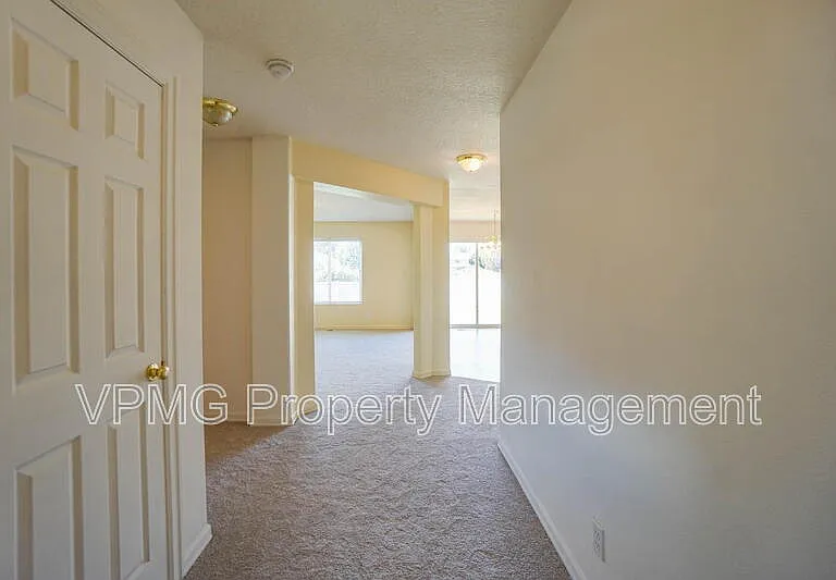 2214 NW 7th St — Photo 5