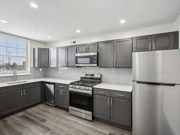 Domino Lane Apartments