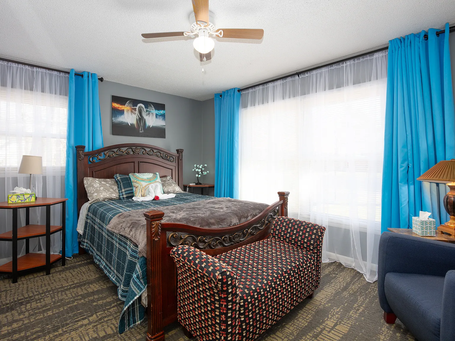 2 bed, 1000 sqft, $2,700 — Photo 2