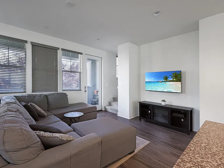 317 Cider Ct — Photo 6
