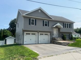 34 Carpenter Ave, Worcester, MA 01605