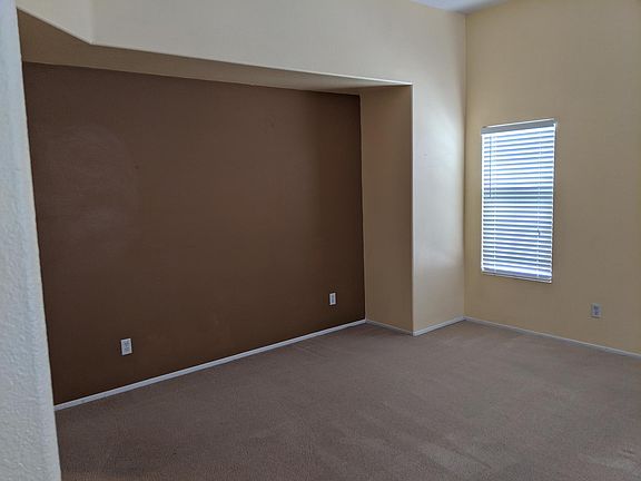 3rd image of 28392 Ware St
