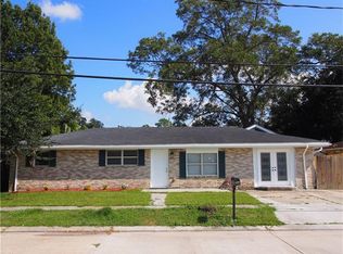 2701 Rosetta Dr, Chalmette, LA 70043