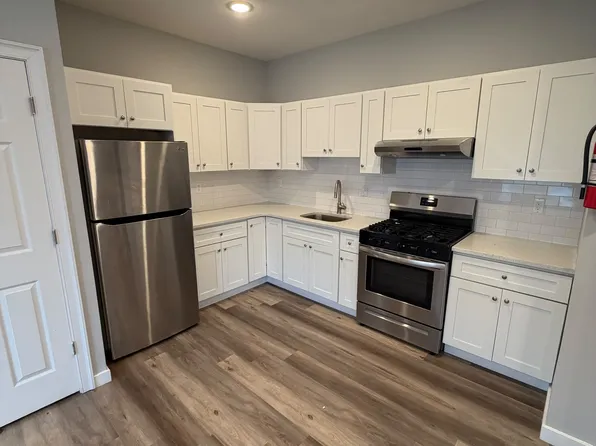 36 Auburn St, Paterson, NJ