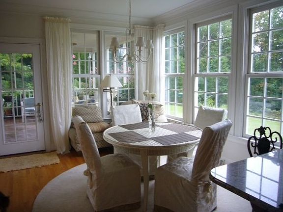 4th image of 401 Brookstone Dr