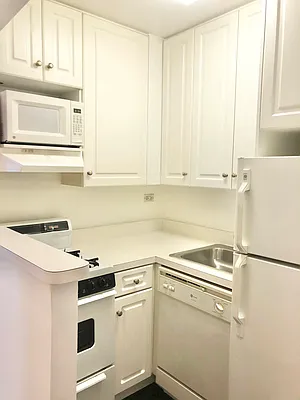 Rented by Corcoran | media 18