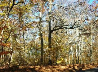 1372 Lighthouse Rd, Southold, NY 11971