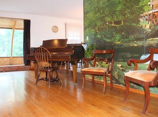 719 Brass Castle Rd, Belvidere, NJ 07823