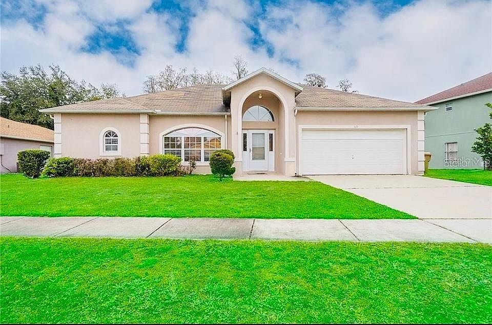 1st image of 519 Pinehurst Cv