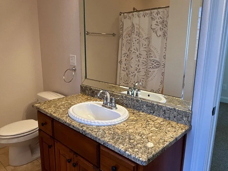 1931 Westminster Dr — Photo 15