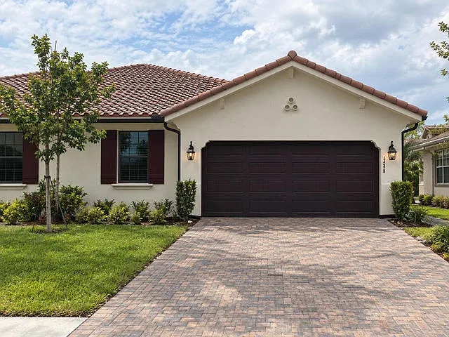 1235 Tangled Orchard Trce