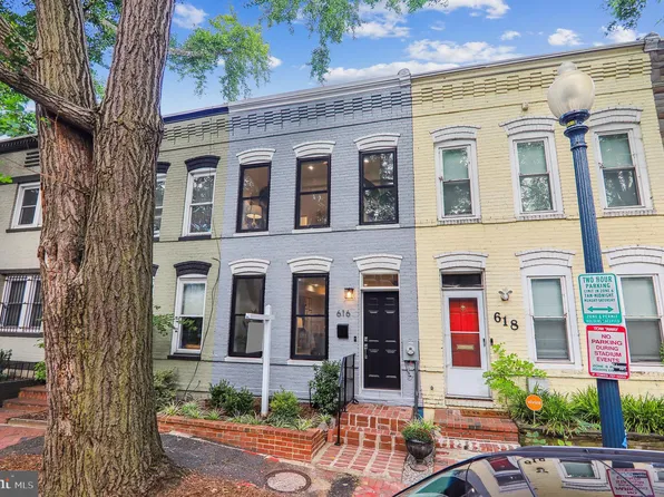 616 14th Pl NE, Washington, DC 20002