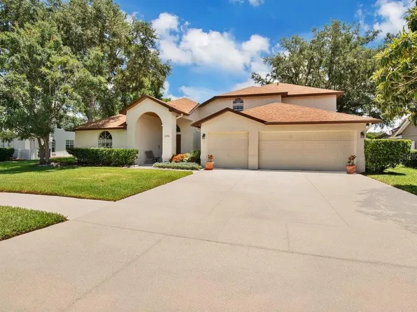 2250 Blossomwood Dr, Oviedo, FL 32765