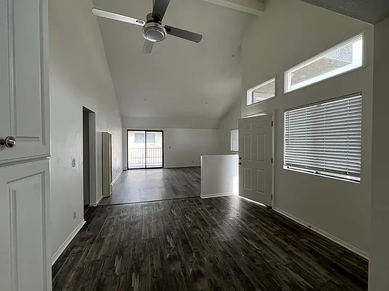 13781 Cherry St — Photo 2
