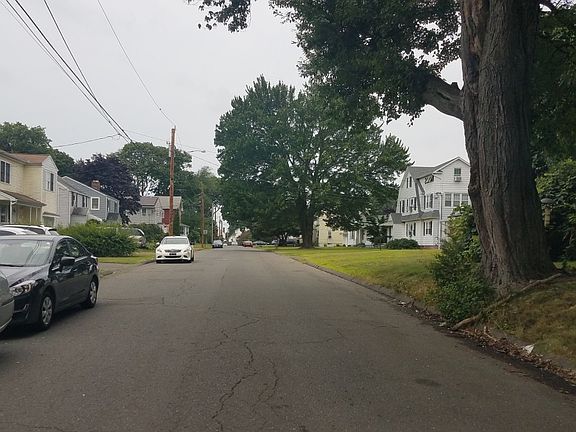 4th image of 94 Euerle St