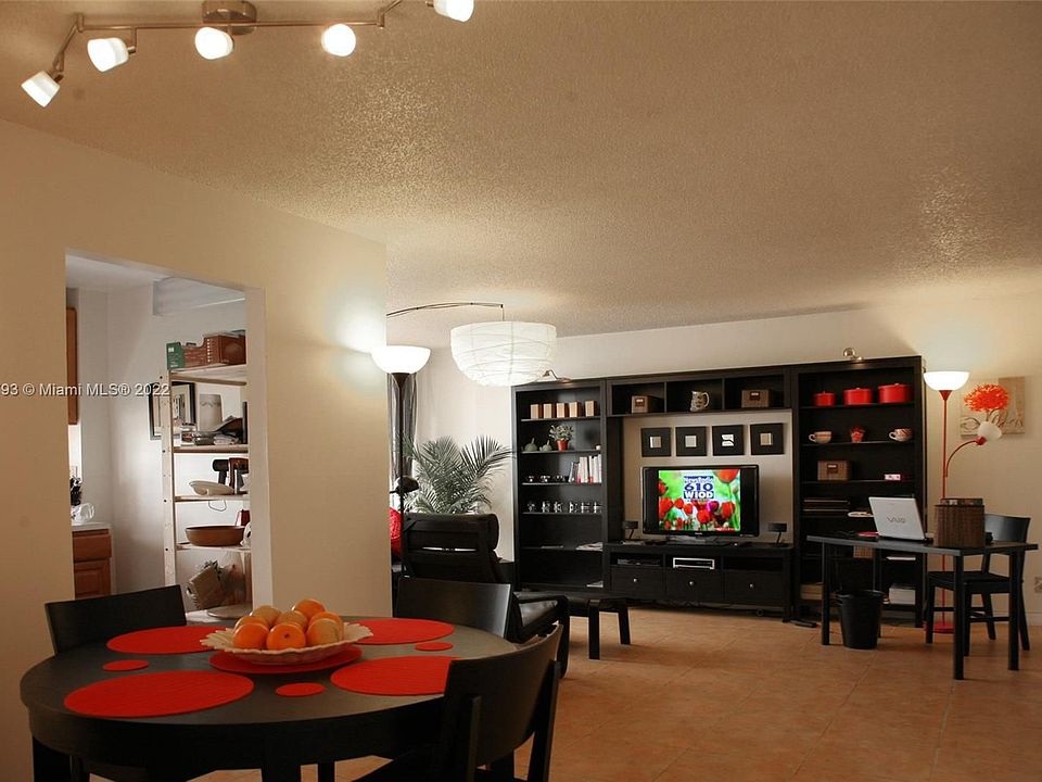 1st image of 17011 N Bay Rd APT 918