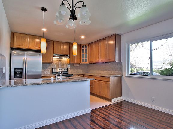 3rd image of 5435 Eagles Ln