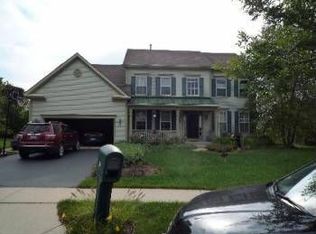 820 Majestic Dr, Algonquin, IL