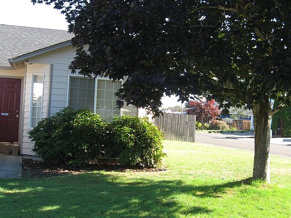 3rd image of 15601 NE 93rd St