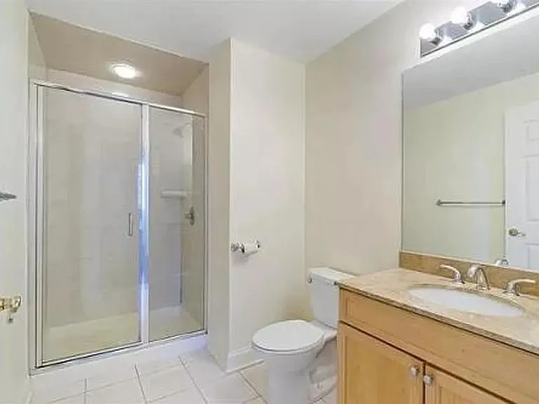 311 Washington St #3E — Photo 5