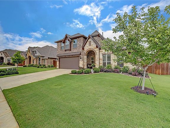 2nd image of 1028 Tarragon Dr