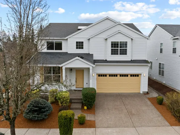 15642 SE Bollam Dr, Clackamas, OR 97015
