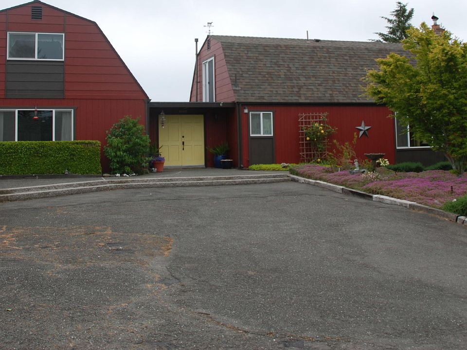 1st image of 875 Eureka St