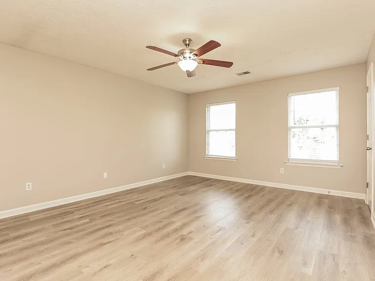 1004 Don Blair Dr — Photo 10
