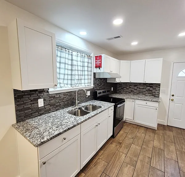 115 Slagle Ave — Photo 12