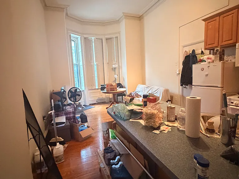 2106 Pine St #1F — Photo 2