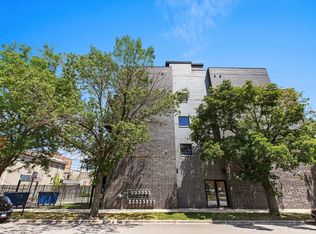 35 S Hoyne Ave #2C, Chicago, IL 60612