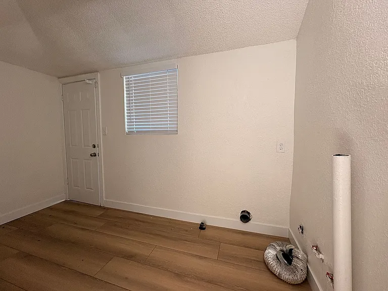 15635 Curtis Ave #1 — Photo 19