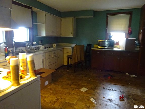 3rd image of 157 Yard Ln
