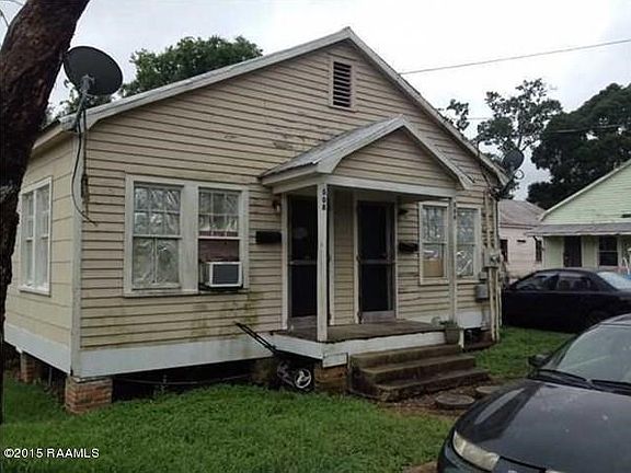 3rd image of 506 Edwards St