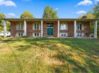 4718 Grassland Ct, Kingsport, TN 37664