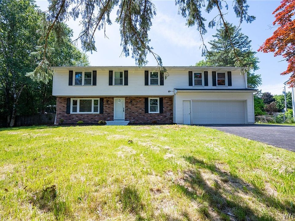 1st image of 7124 Ridgewood Dr