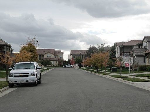 2nd image of 2625 Pipestone Loop