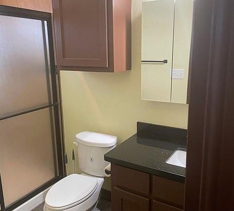 4th image of 215 Fig Dr #1