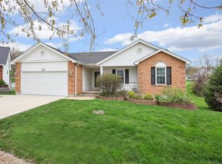 673 Winter Hill Cir, Fenton, MO