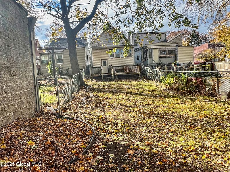 5th image of 487 2nd Street