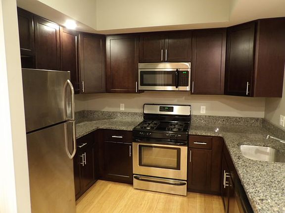 5th image of 1685 Hertel Ave #B204
