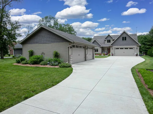 E8342 Shaw Rd, New London, WI 54961