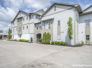 2005-6 Celadon Dr NE UNIT 123, Grand Rapids, MI 49525