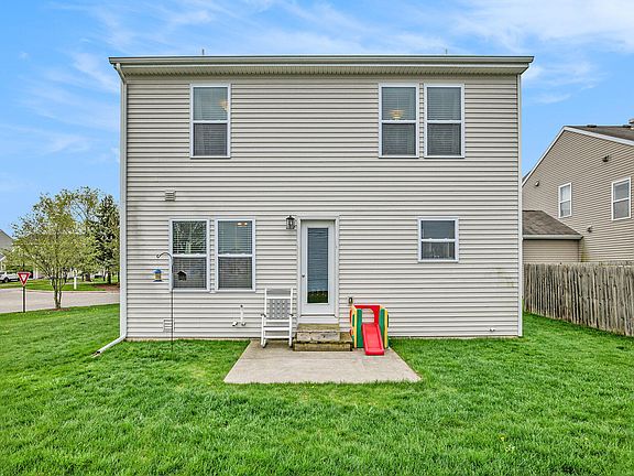 5th image of 1204 Gardner Pond Ln