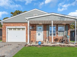 8 Santiago Dr W, Toms River, NJ 08757