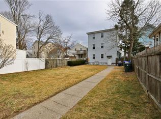 104 Vandewater St, Providence, RI 02908