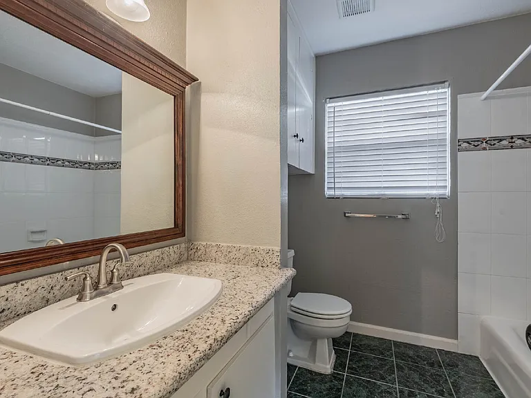 1439 Richelieu Ln — Photo 11